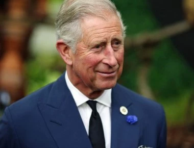 «Groussaka»: Η εκδοχή του μουσακά που λατρεύει ο πρίγκηπας Κάρολος